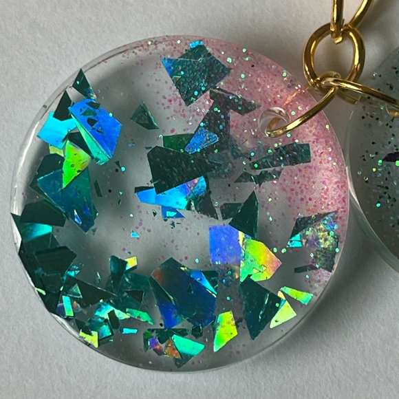 Cool Multicolor Resin Key Chain - Picture 2 of 3